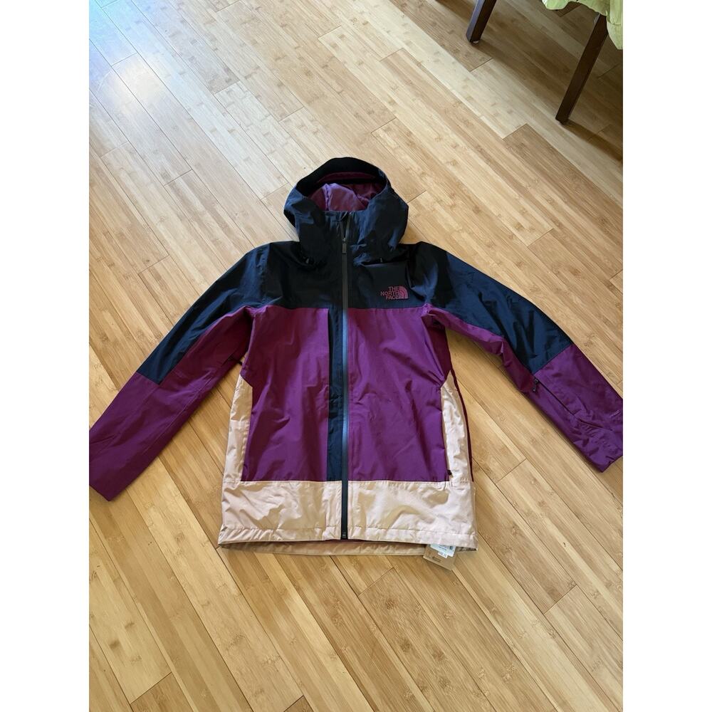 NWT The North Face Snow Ski Jacket/Shell Sz Medium, Shell Only, Originally $400